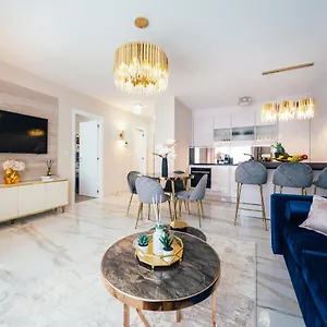  Apartman Rixos Private Parking Garage
